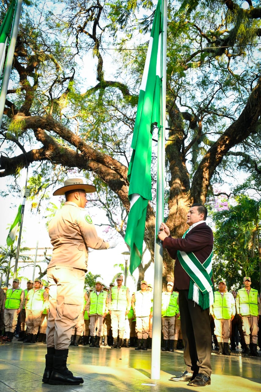 Santa Cruz celebra 160 años de creación de su bandera