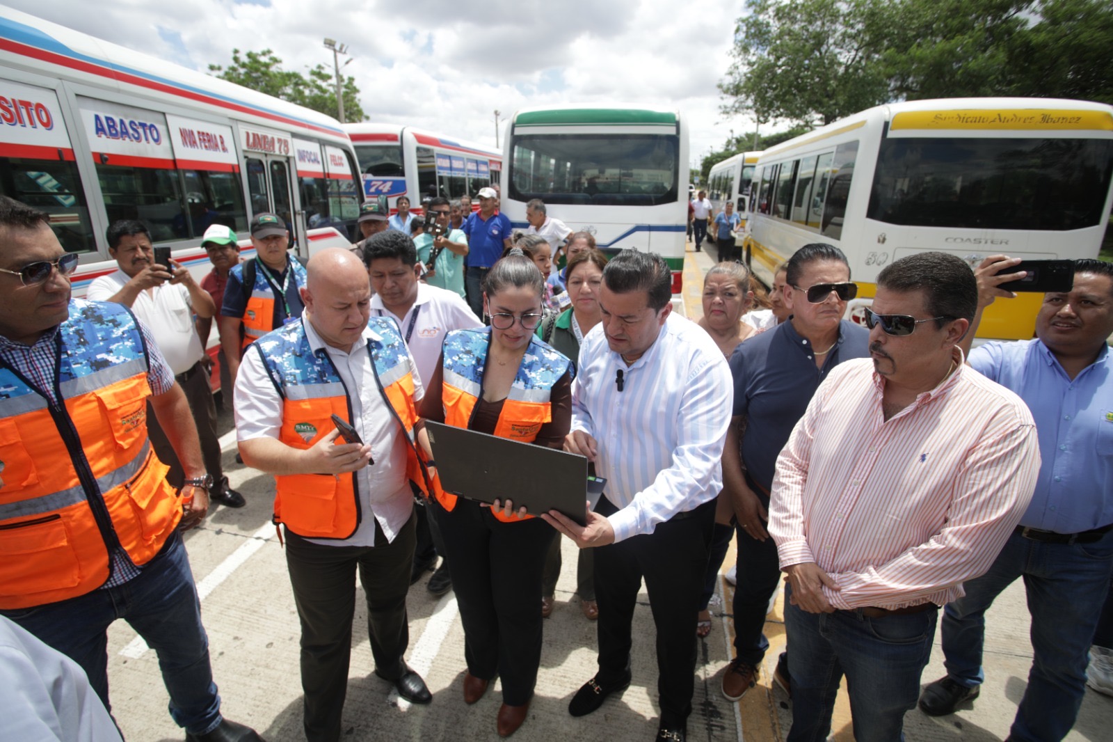El alcalde Jhonny Fernández lidera inspección de transporte público para garantizar mejoras en el servicio