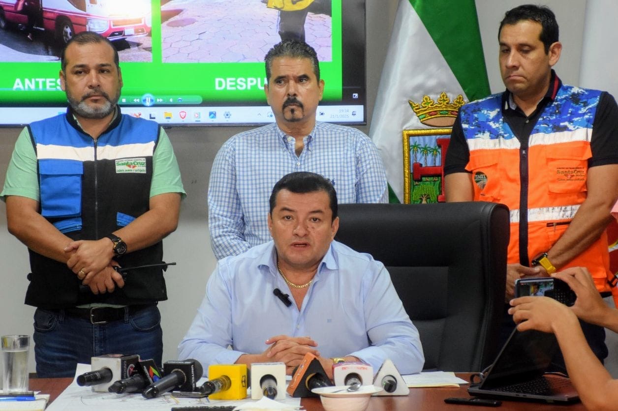 Ordenamiento del transporte público avanza con un 96% de cumplimiento en el centro histórico de la ciudad