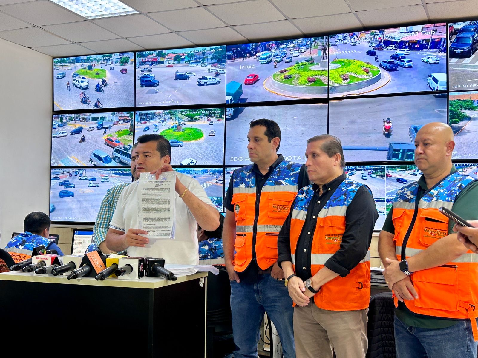 Alcalde exige respeto a la ley y orden en el transporte público
