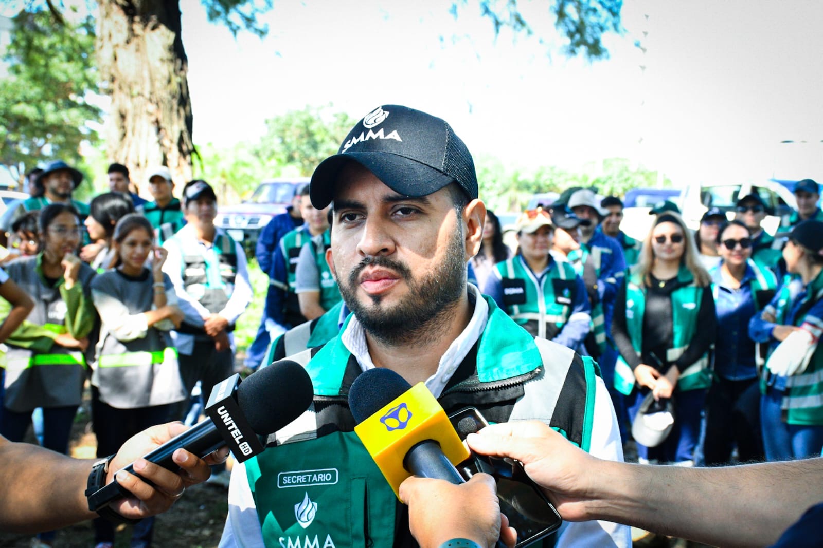 Municipio cruceño realiza minga de limpieza en el Cordón ecológico