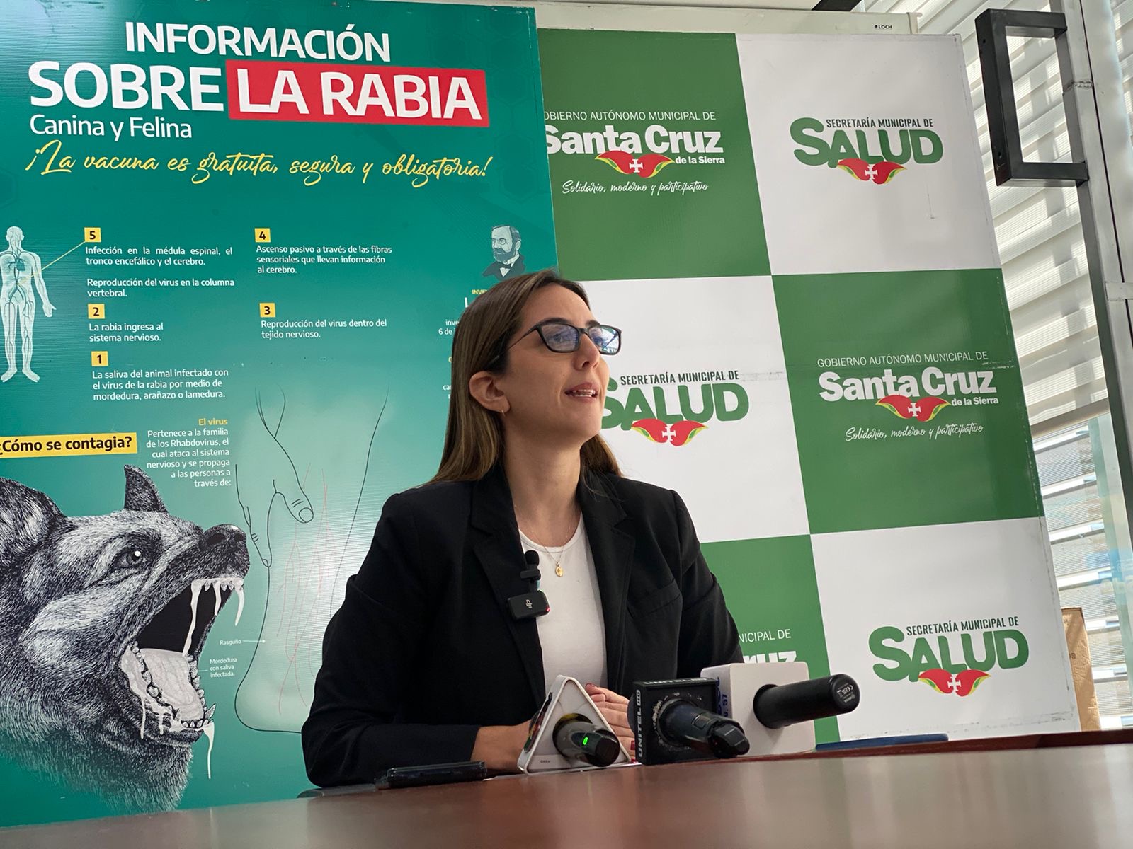 Municipio cruceño paga salario del mes de julio al sector salud