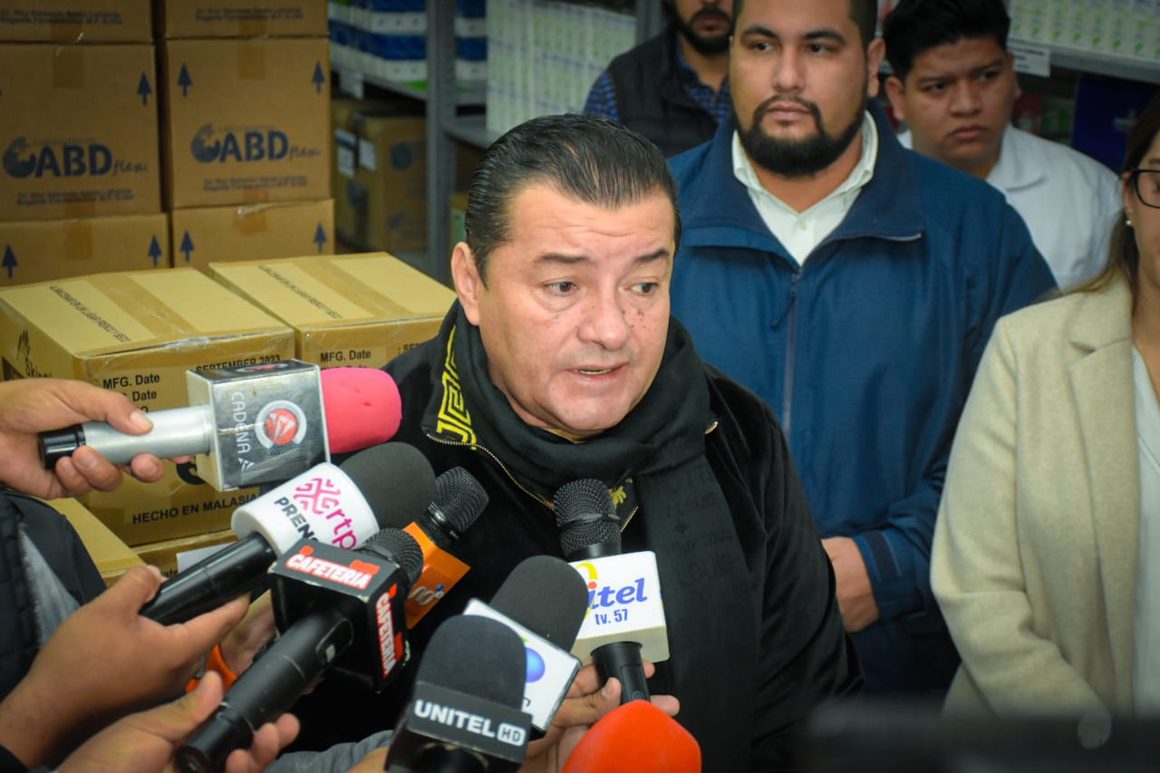 Jhonny Fernández solicita ajuste en precios de licitaciones públicas debido a la falta de dólares